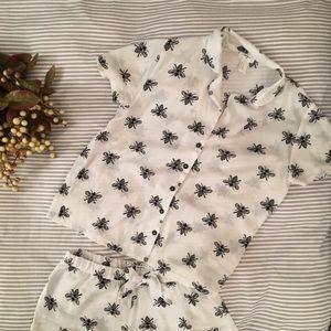 FOREVER21 silky white bee design pajama set